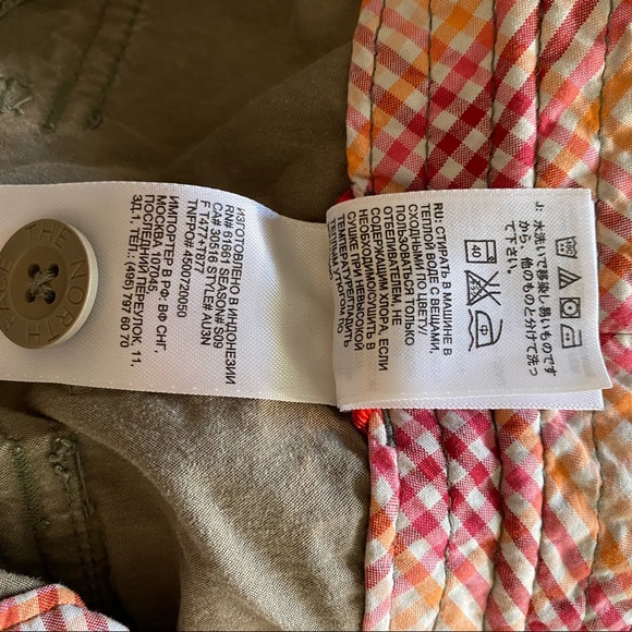 The North Face Khaki Capris - Picture 4 of 9